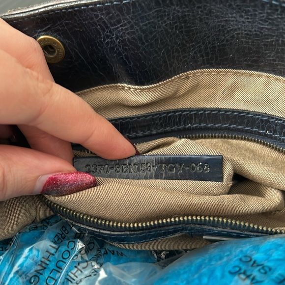 VIntage FENDI Du Jour Navy Blue Leather Shoulder Bag - Picture 10 of 13